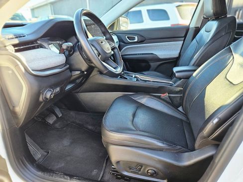 Used 2022 Jeep Compass Latitude image 15