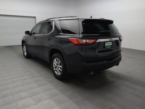 Used 2020 Chevrolet Traverse LT w/ Driver Confidence II Package AWD/4WD image 5