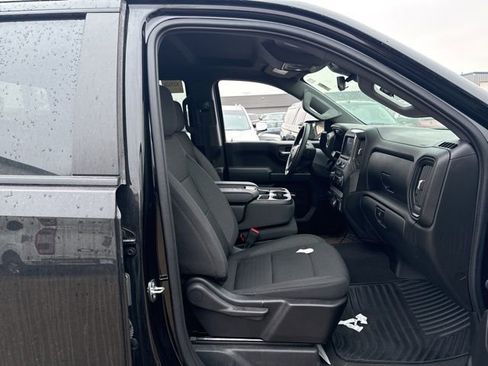 Used 2023 Chevrolet Silverado 1500 Custom image 12