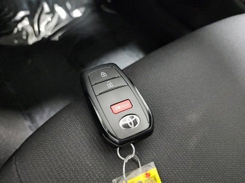 Certified 2024 Toyota Corolla Cross LE AWD/4WD image 68