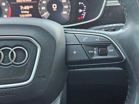 Used 2020 Audi Q3 2.0T Premium w/ Convenience Package image 15