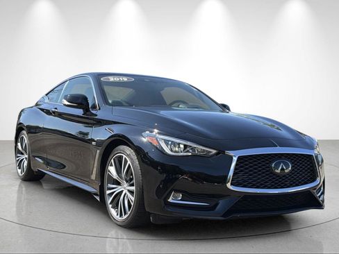 Used 2019 INFINITI Q60 3.0t Luxe w/ Essential Package AWD/4WD image 6