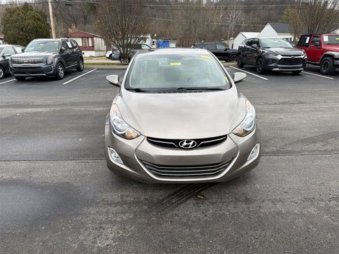 Used 2013 Hyundai Elantra Limited w/ Technology Pkg image 3