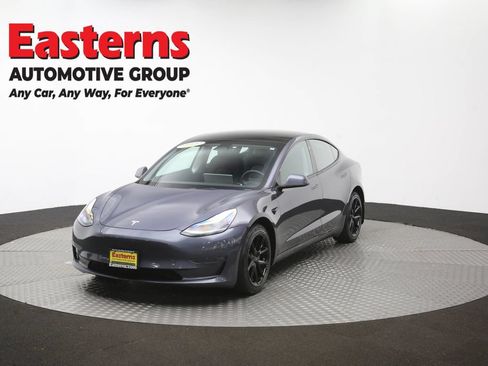 Used 2022 Tesla Model 3 Long Range AWD/4WD image 51