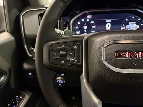 New 2026 GMC Sierra 1500 SLT image 14