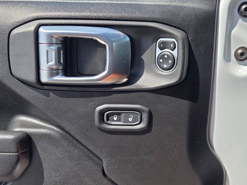 Certified 2023 Jeep Wrangler Unlimited Sport AWD/4WD image 22