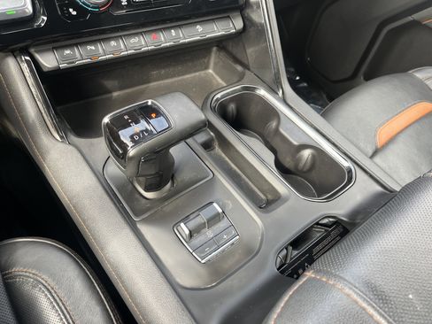 Used 2025 GMC Sierra 1500 AT4 AWD/4WD image 33