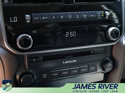 Used 2023 Lexus GX 460 Premium w/ Premium Package AWD/4WD image 36