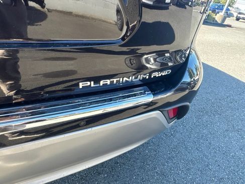 Used 2020 Toyota Highlander Platinum AWD/4WD image 8