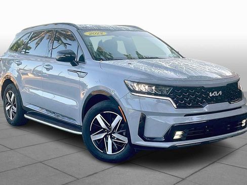 Used 2022 Kia Sorento EX w/ Panoramic Sunroof Package image 2