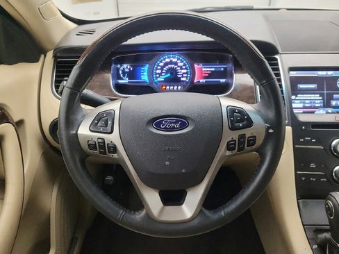 Used 2015 Ford Taurus Limited FWD image 22