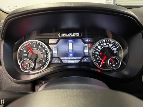 Used 2019 RAM 1500 Big Horn AWD/4WD image 25