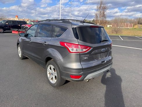Used 2014 Ford Escape SE w/ Equipment Group 201A image 6