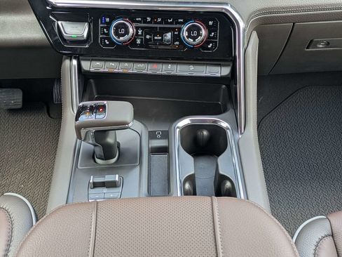 New 2026 GMC Sierra 1500 Denali w/ Denali Reserve Package AWD/4WD image 19