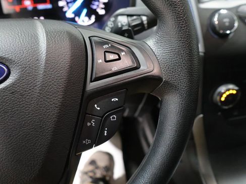 Used 2019 Ford Edge SE w/ Cargo Accessory Package AWD/4WD image 35