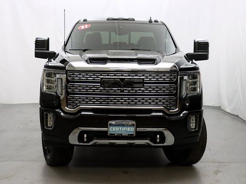 Certified 2021 GMC Sierra 2500 Denali w/ Denali Black Diamond Edition image 5
