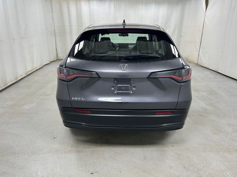 Certified 2023 Honda HR-V LX image 6
