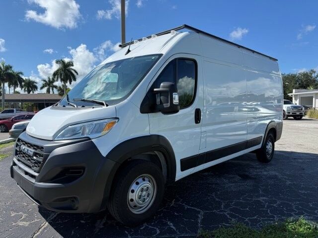 Used 2023 RAM ProMaster 2500 FWD image 3