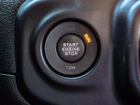 Used 2019 Jeep Wrangler Unlimited Rubicon image 20