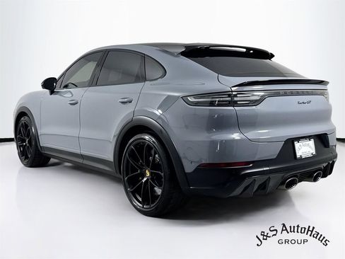 Used 2022 Porsche Cayenne Turbo GT AWD/4WD image 5
