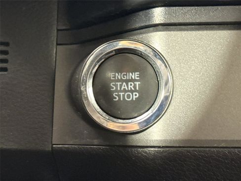Used 2022 Toyota Tacoma TRD Sport w/ Technology Package RWD image 20