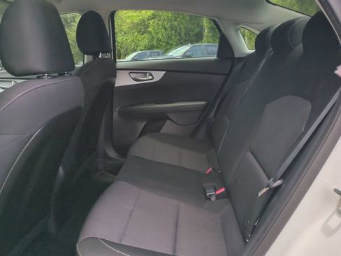Used 2023 Kia Forte LX FWD image 16
