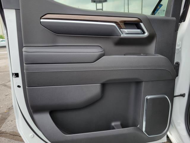 New 2026 Chevrolet Silverado 1500 RST w/ RST Select Package AWD/4WD image 24