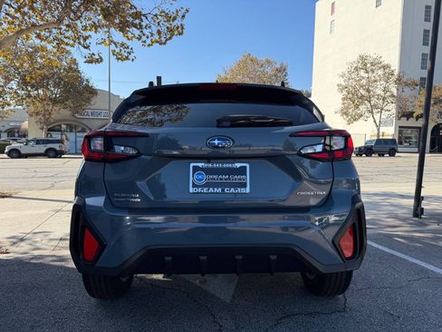 Used 2024 Subaru Crosstrek 2.0i Premium AWD/4WD image 9