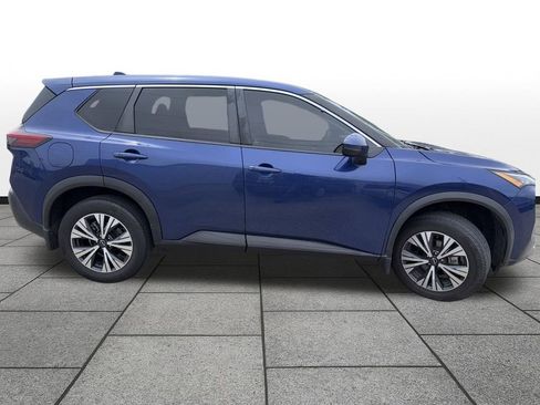 Used 2022 Nissan Rogue SV FWD image 4