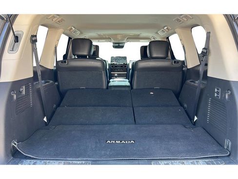 Used 2021 Nissan Armada Platinum w/ Captain's Chairs Package RWD image 10