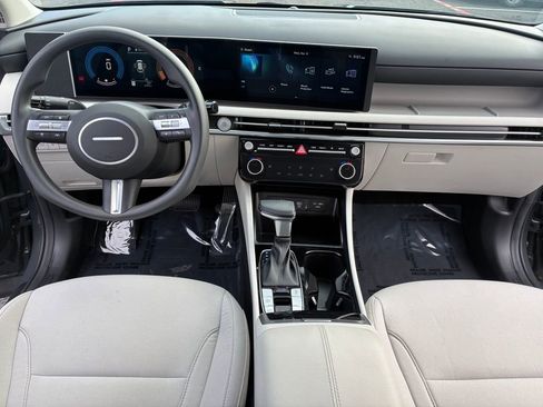 Certified 2025 Hyundai Tucson SEL image 16