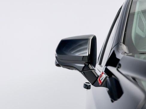 Used 2024 Chevrolet Tahoe Z71 w/ Luxury Package image 6