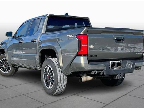 Certified 2025 Toyota Tacoma TRD Sport image 12