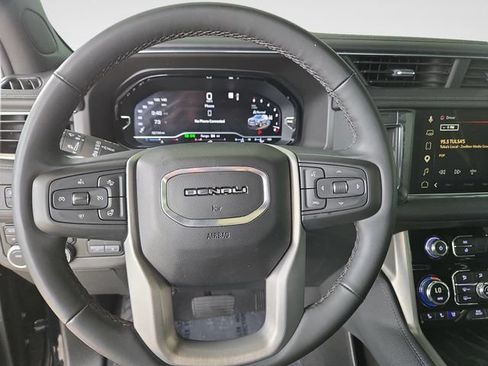 Used 2023 GMC Yukon XL Denali w/ Max Trailering Package AWD/4WD image 22