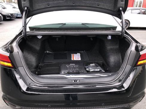 New 2025 Nissan Altima 2.5 SR w/ SR Premium Package image 17