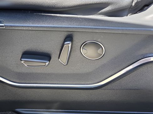 Used 2023 Ford F150 Lariat w/ Equipment Group 502A High image 14