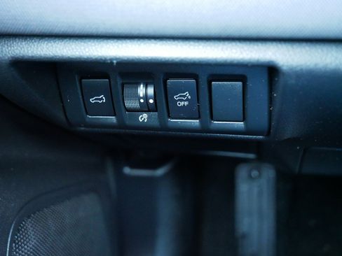 Used 2023 Subaru Outback Premium image 26