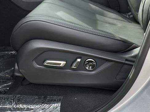 New 2026 Acura MDX SH-AWD image 10
