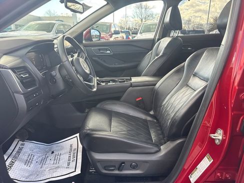 Used 2021 Nissan Rogue Platinum AWD/4WD image 14
