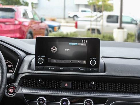 Used 2024 Honda CR-V LX image 19