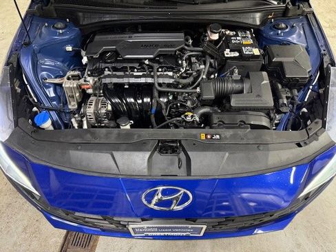 Certified 2023 Hyundai Elantra SEL image 33