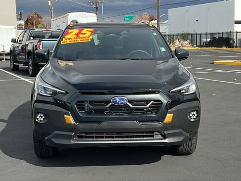 Used 2025 Subaru Crosstrek 2.5i Wilderness image 2