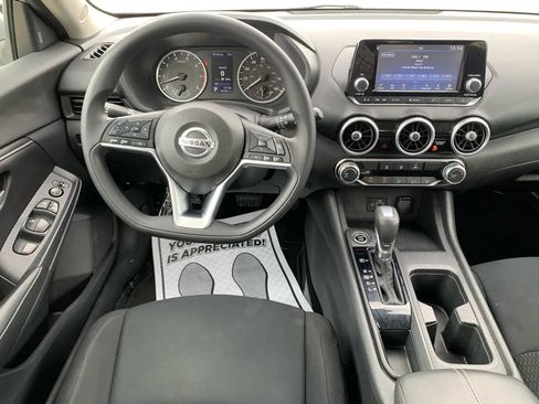Used 2022 Nissan Sentra S FWD image 11