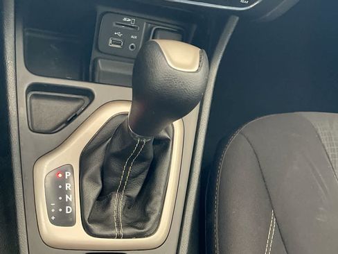 Used 2016 Jeep Cherokee Latitude FWD image 20