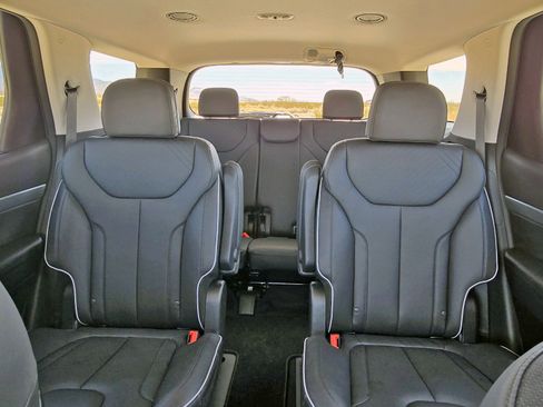 Used 2025 Hyundai Palisade XRT image 10