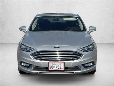 Used 2018 Ford Fusion Titanium FWD image 2