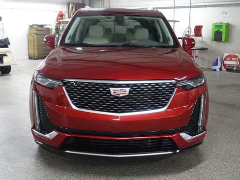 New 2025 Cadillac XT6 Premium Luxury image 2