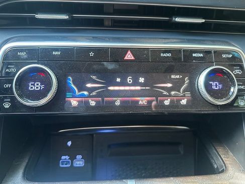 Used 2024 Genesis GV80 3.5T w/ Prestige Package AWD/4WD image 22