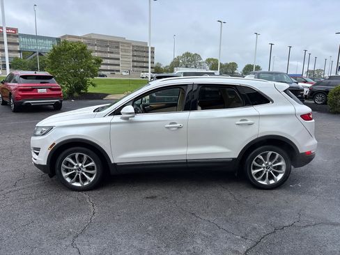 Used 2016 Lincoln MKC Select w/ Select Plus Package FWD image 4