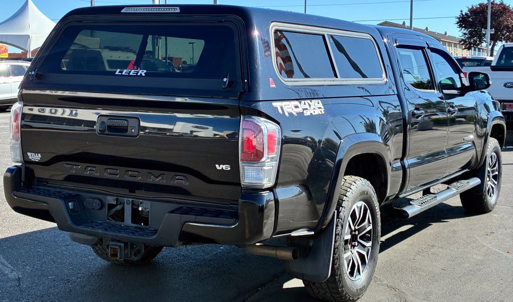 Used 2021 Toyota Tacoma TRD Sport AWD/4WD image 2